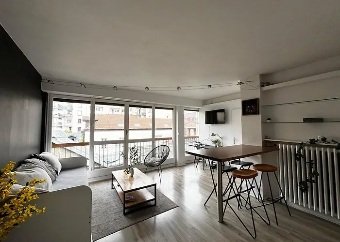 Appartement Hypercentre A 2 Min Du Lac